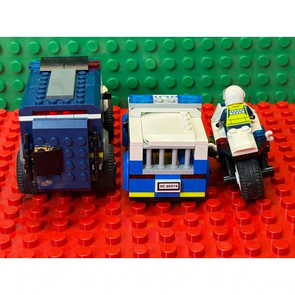 LEGO City Police Mixed Lot Transport Truck Patrol Car Minifigures Motorcycles